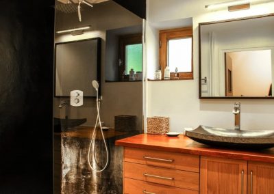 Salle de bain 1er étage chalet en location à le Monêtier les bains, Serre-Chevalier