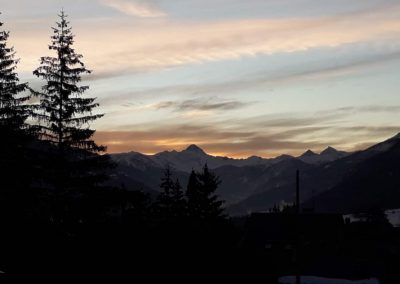 Lever du jour depuis la terrasse chalet en location à le Monêtier les bains, Serre-Chevalier