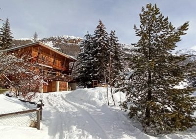 Chalet le Jannu - entrée chalet en location à le Monêtier les bains, Serre-Chevalier